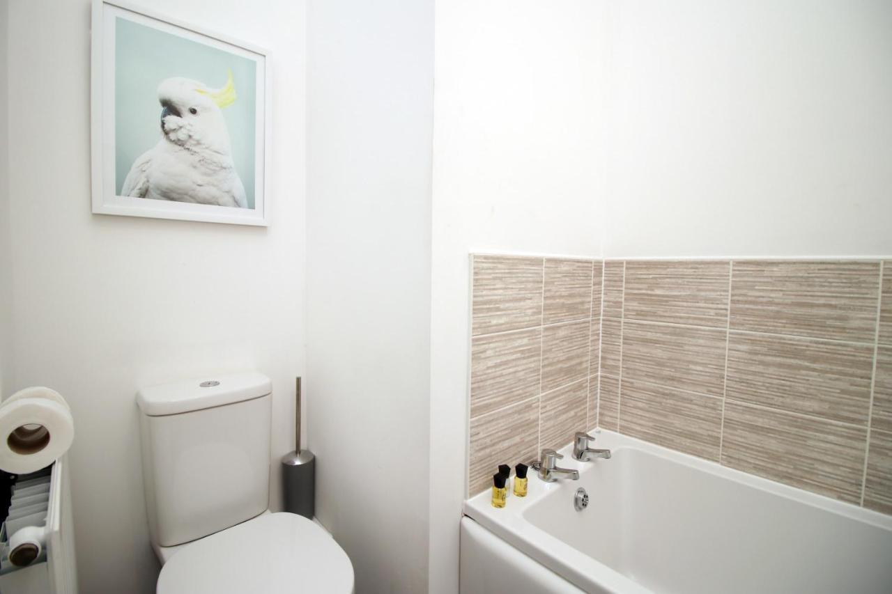 Beachview By Mia Living Close To Beach, Free Parking, Modern 2 Bedroom Apartment Barry Exterior photo